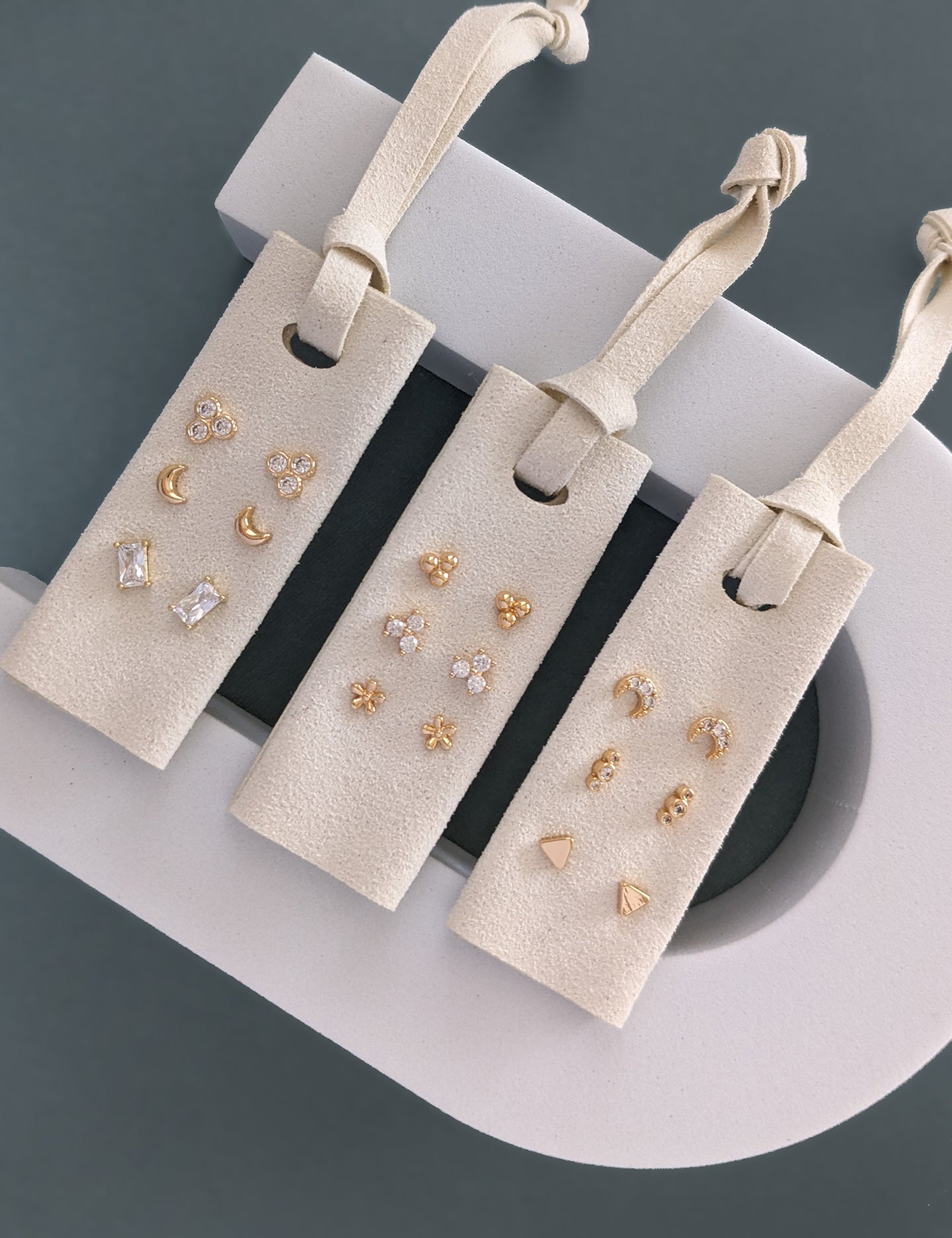 Leatherette Post Sets