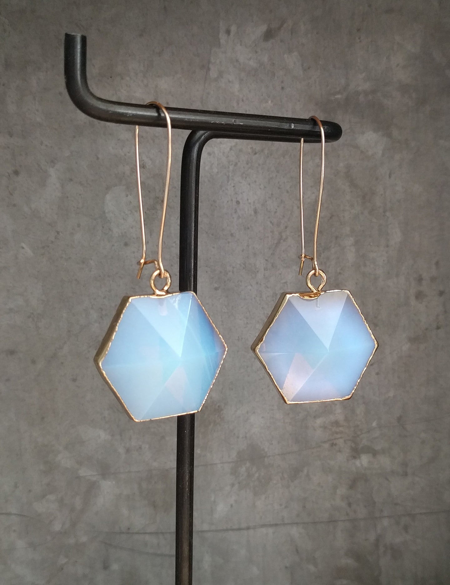 Hexagon Point Earrings