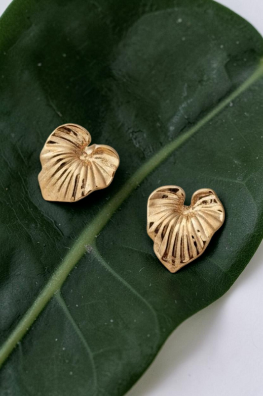 Hosta Haven Studs